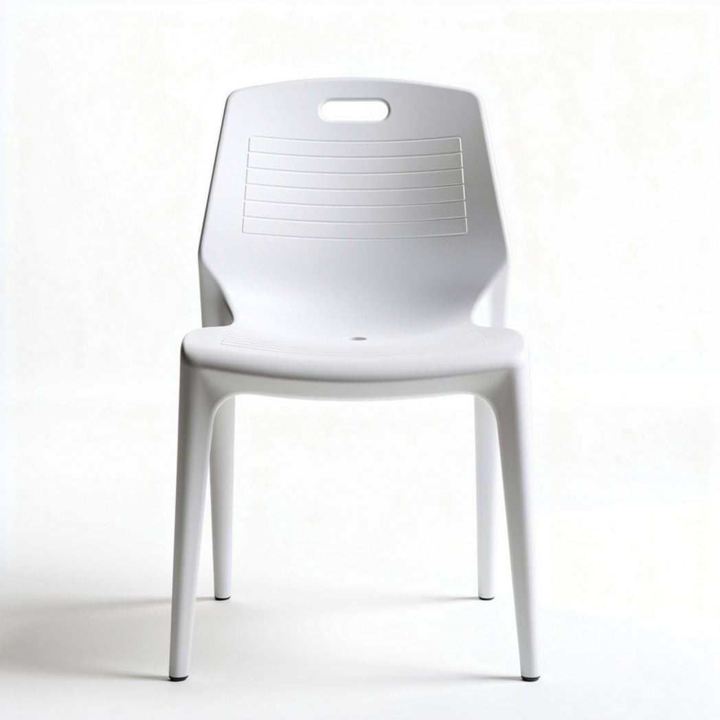 Sedia in plastica bianca impilabile per esterni dimensioni 45 x 45 x 80cm